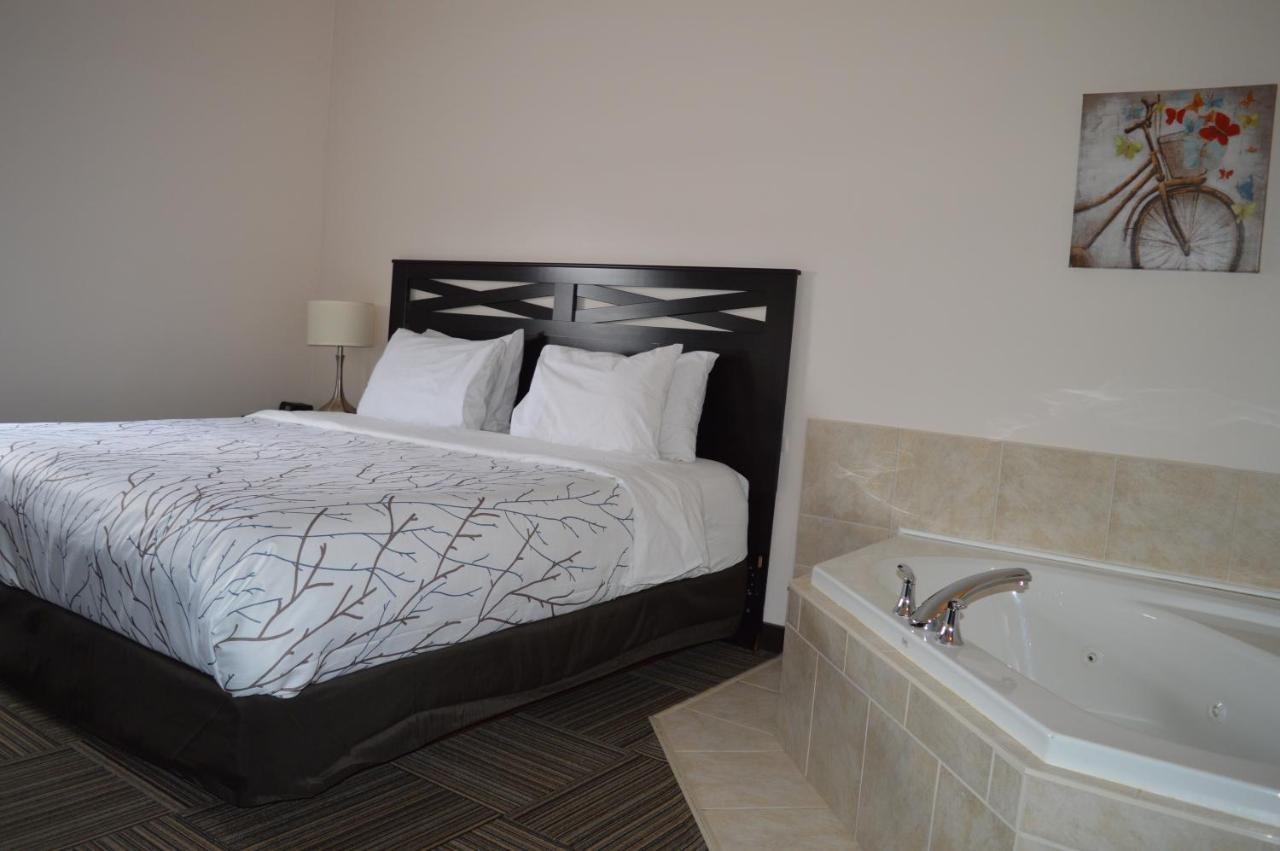 Auberge Macdonald Guest Inn Iroquois Falls Eksteriør bilde